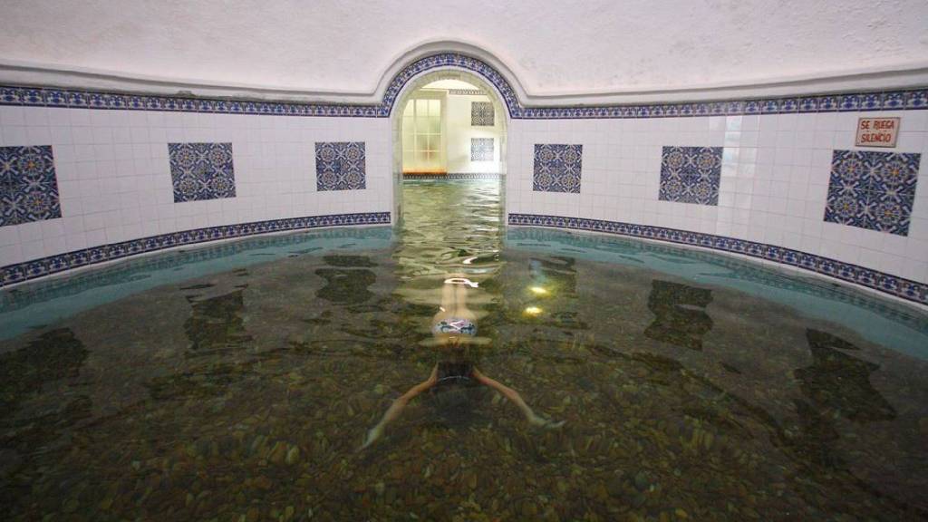 Temas y Castillo de Alange